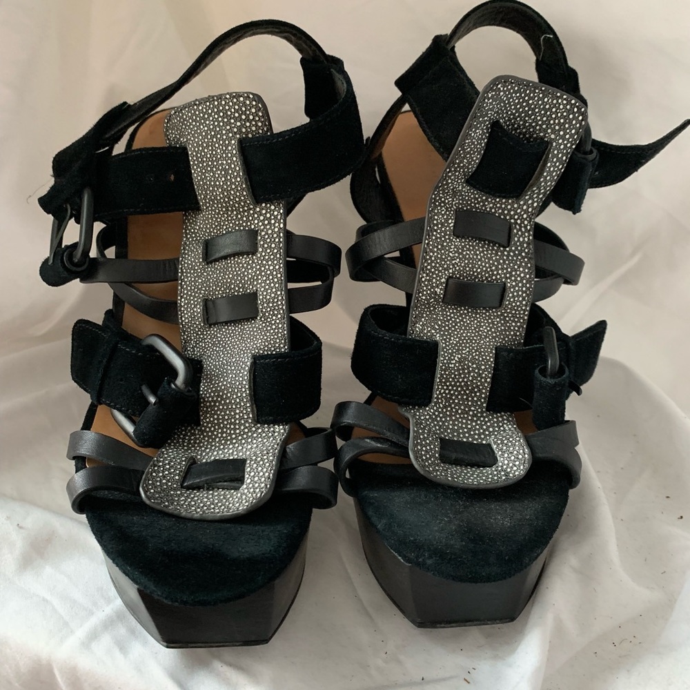 L.A.M.B. Strappy wedges